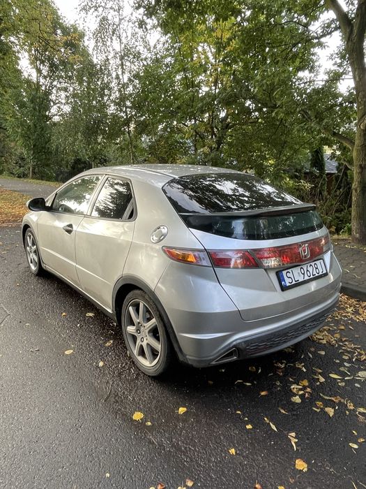 Honda Civic 8 VIII 1.8 V-TEC