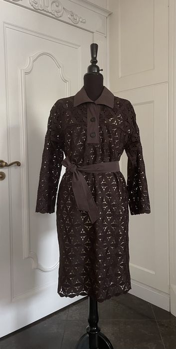 MAX MARA piękna sukienka z paskiem w talii, gipiura