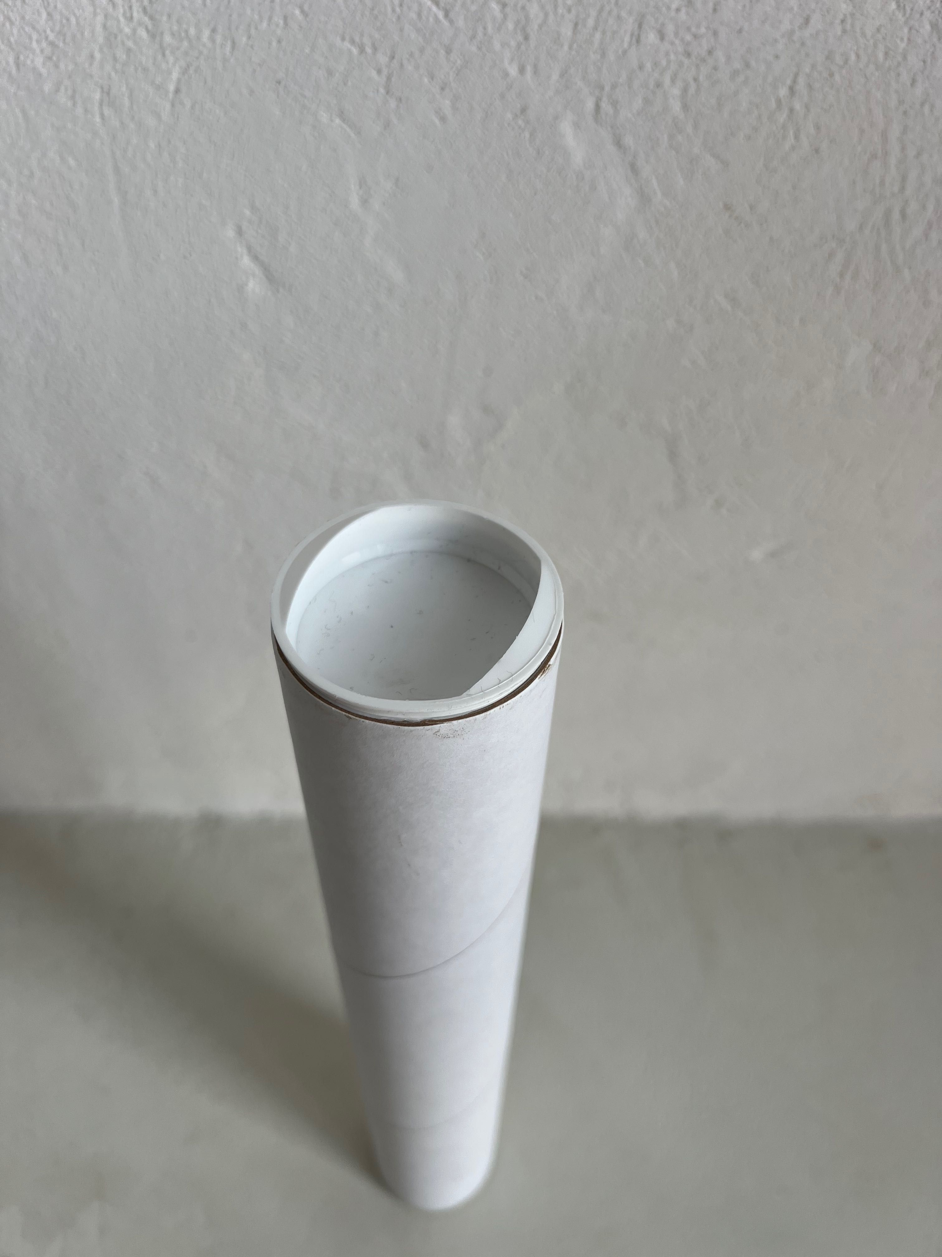 Tuba kartonowa z zatyczkami nowa biała średnica 5 cm długość 35 cm