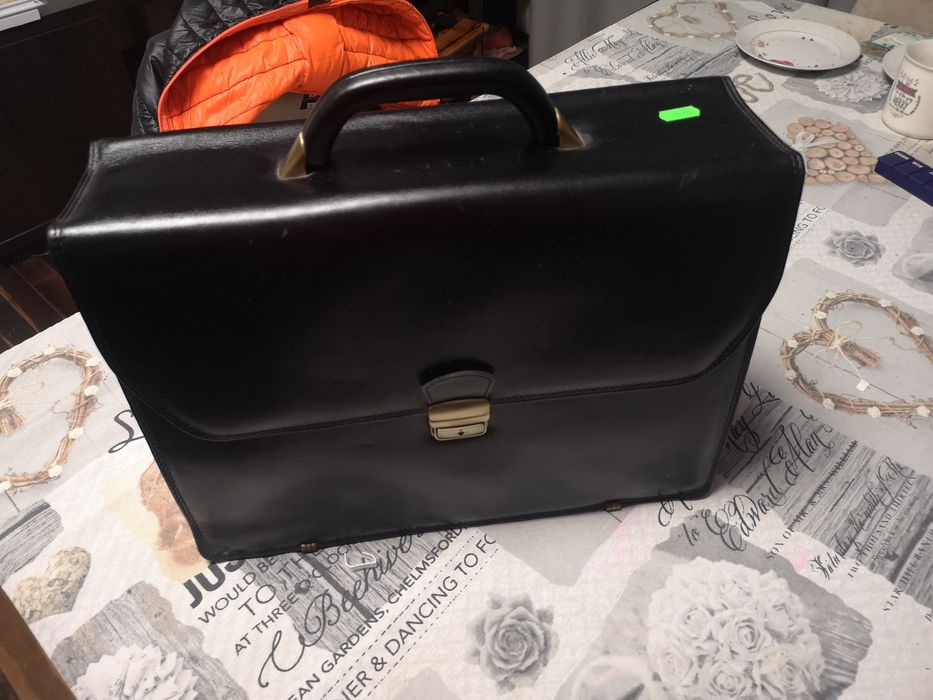 Teczka biznesowa lekarska na papiery laptop duża