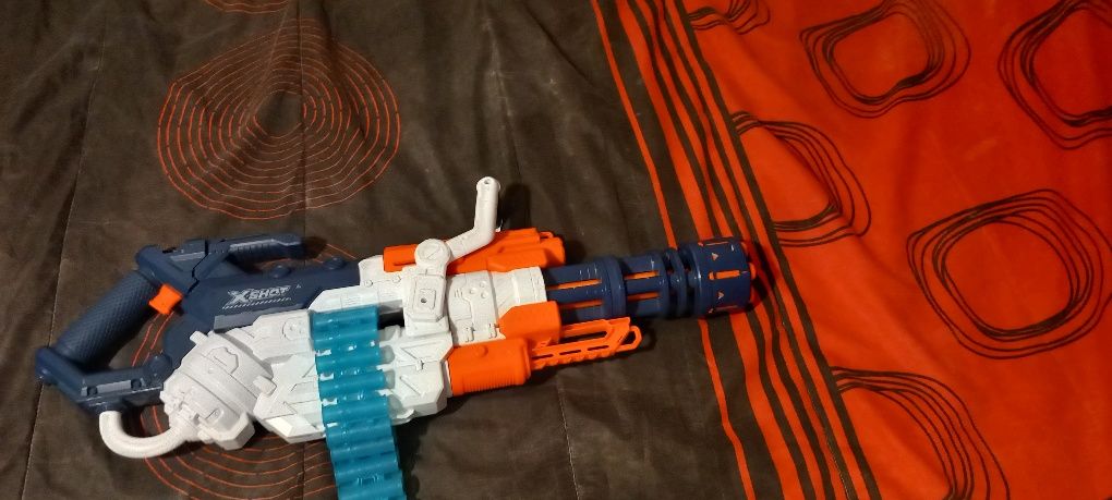 Pistola de brincar da marca XSHOT
