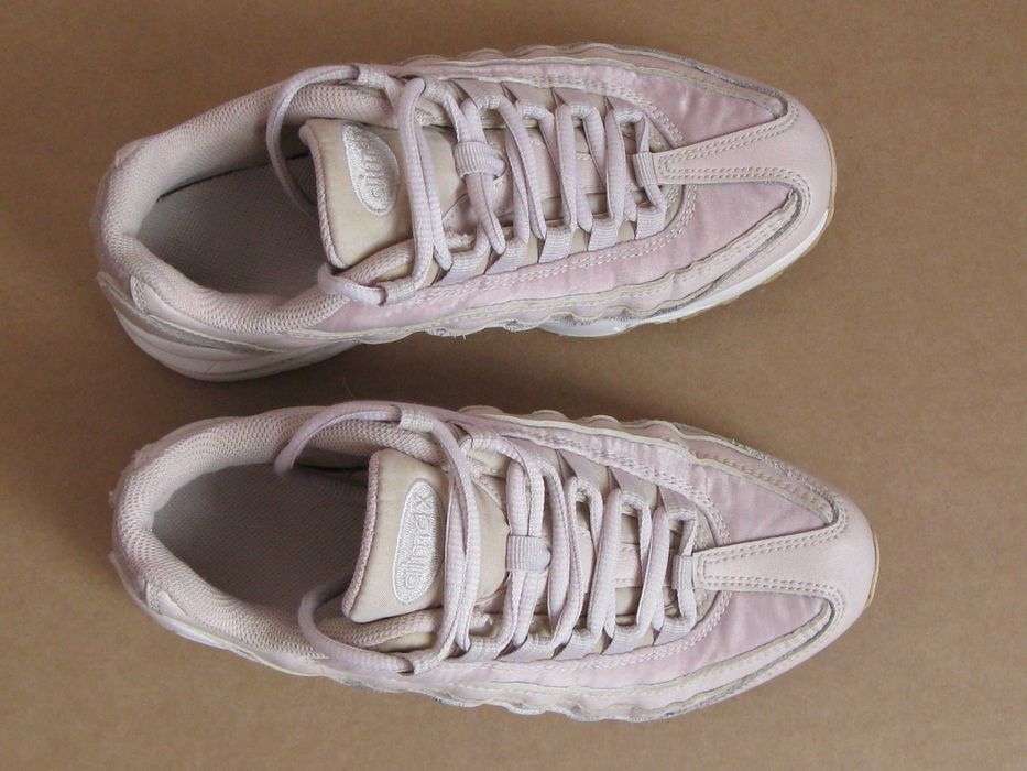 Кроссовки женские Nike Air, размер 36,5