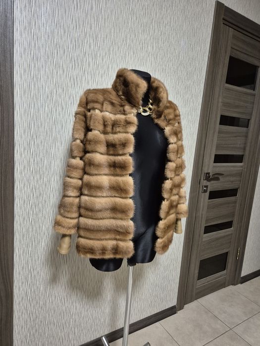 Норкова шуба. Полушубок з норки. Автоледі. Норка