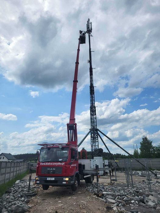 Podnośnik Koszowy Zwyżka Wycinka Drzew Gałęzi Wysięgnik Montaż Reklam