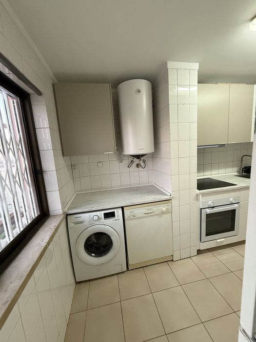 Quarto para casal em Queluz