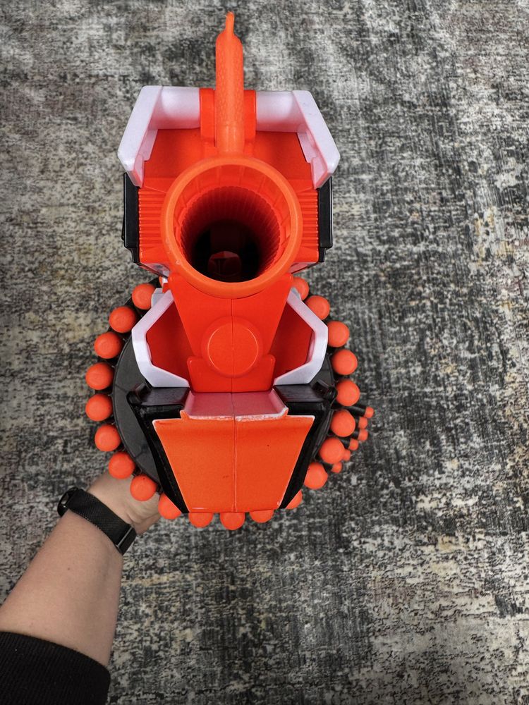Nerf ULTRA ONE + 40 naboi