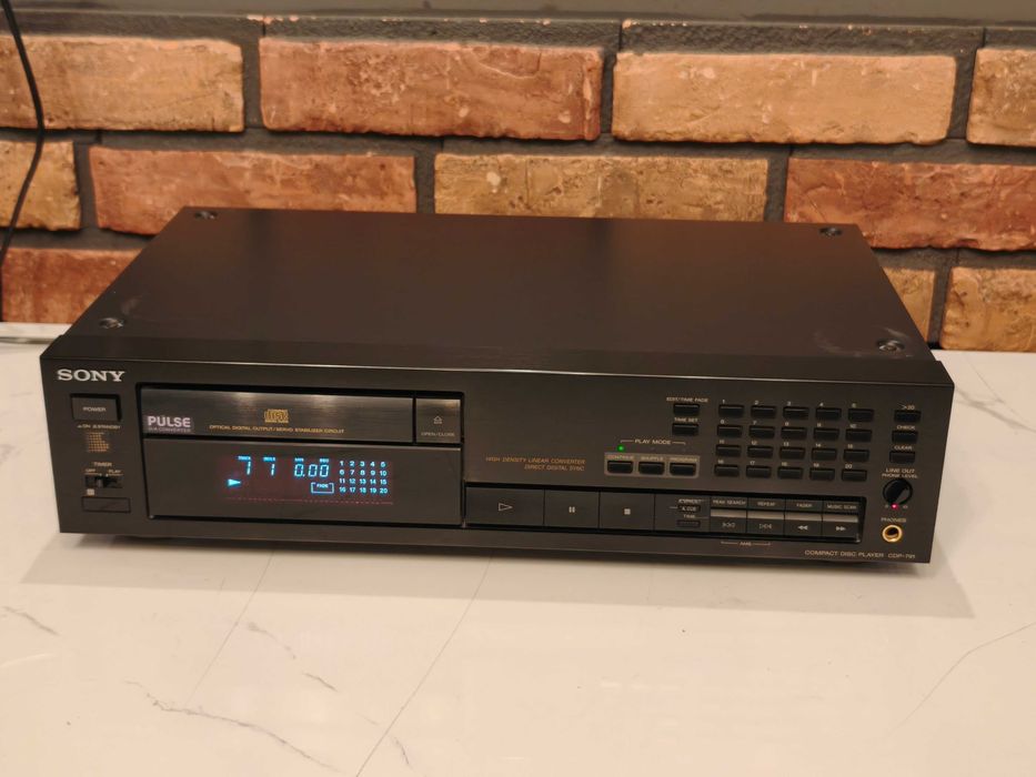 SONY CDP-791 ! Znakomity odtwarzacz CD w świetnym stanie !