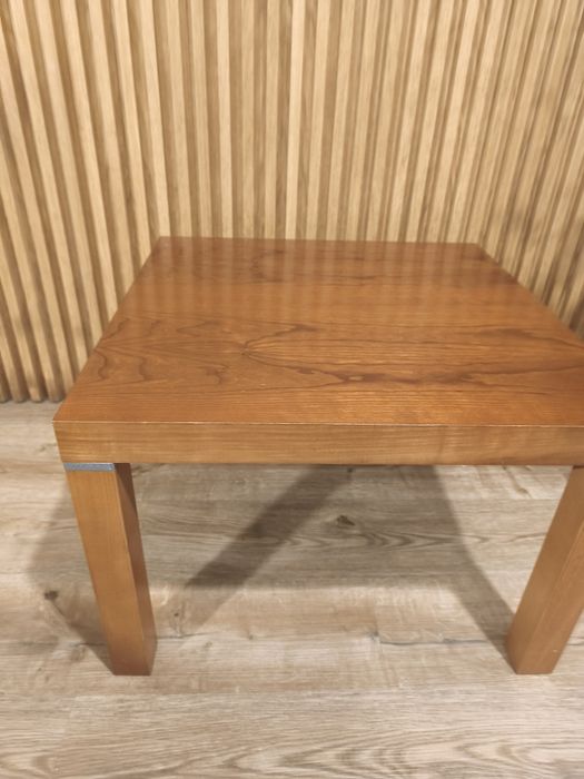 Mesa apoio  em cerejeira