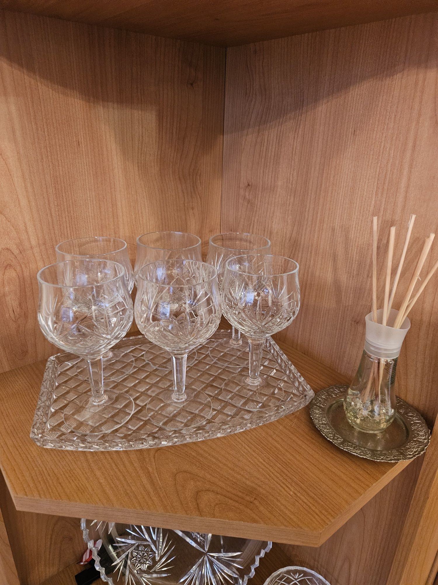 Kryształy duża ilość wazon kieliszki miski podstawki karafka