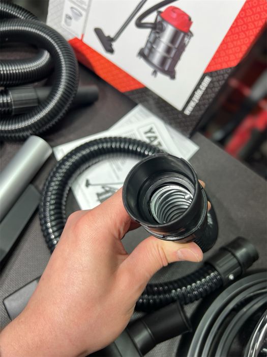 Пылесос строительный 1200 Вт 20 л YATO с очисткой фильтра