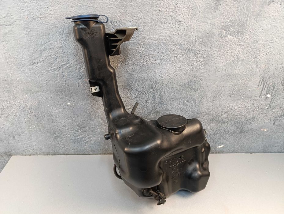 Mercedes W204 C-Class Бачок омывателя A2048602160