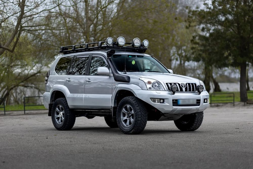 Toyota Land Cruiser 3.0 D-4D Pack A.