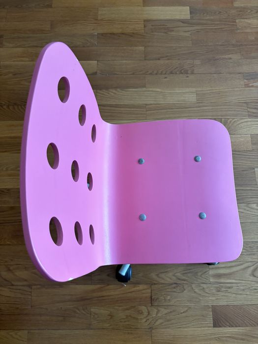 Cadeira de secretária rosa