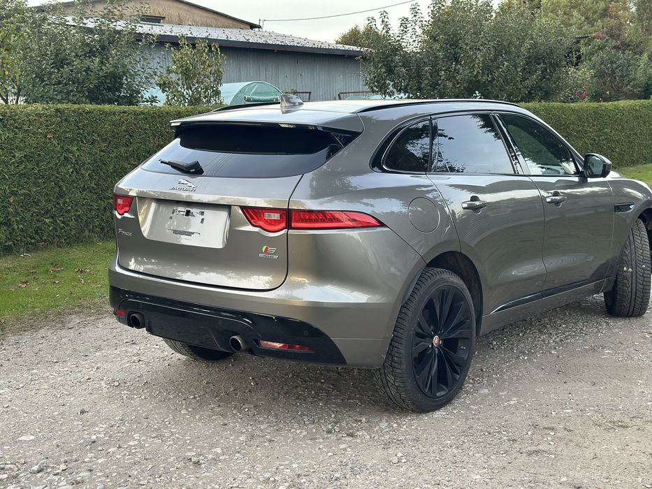 Jaguar F-Pace S 3.0 SC 380 KM