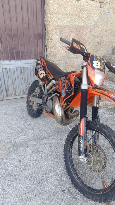 Vendo Ktm exc 250 2t matriculada