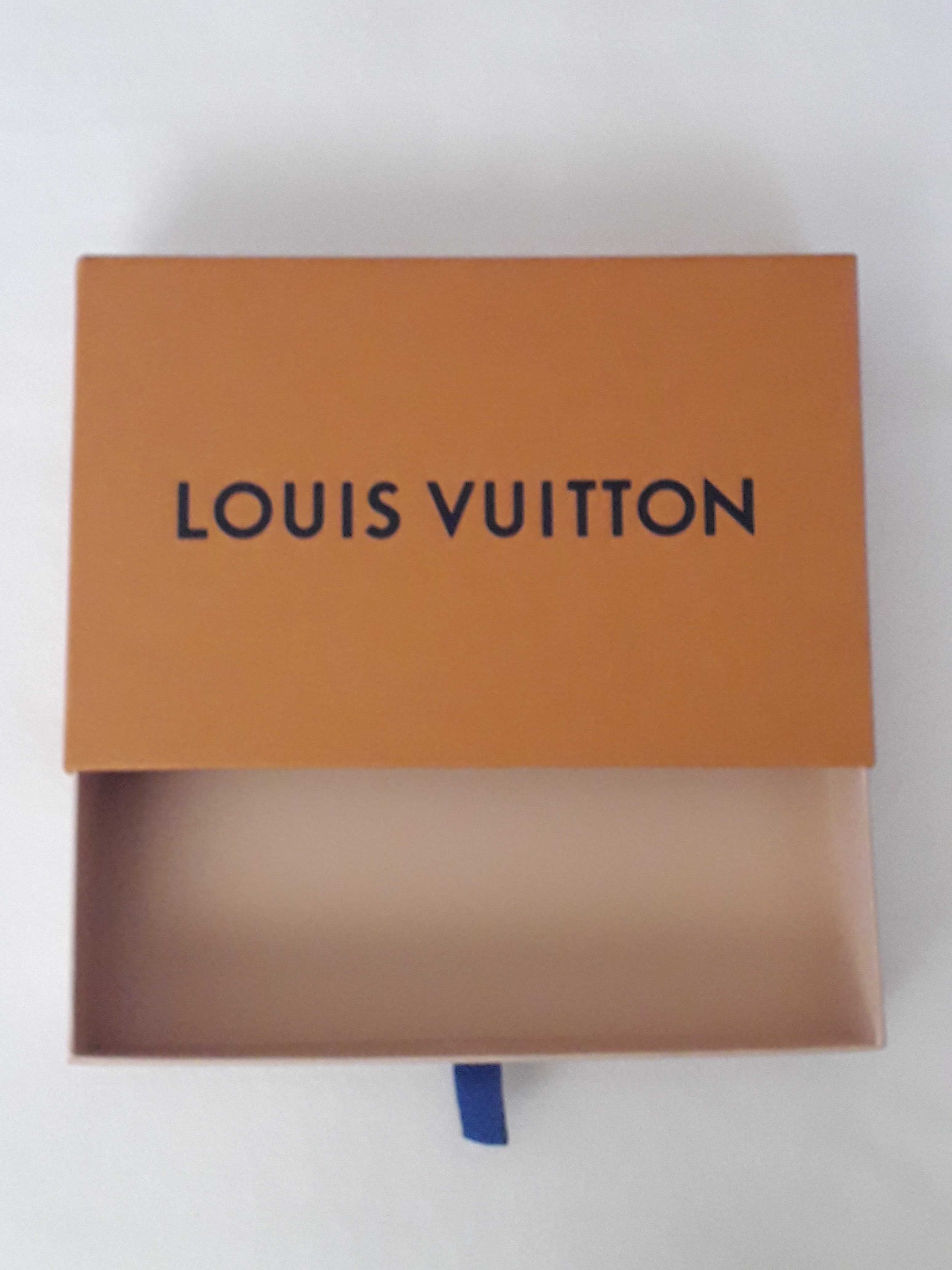 Caixa rigida ORIGINAL da Louis Vuitton