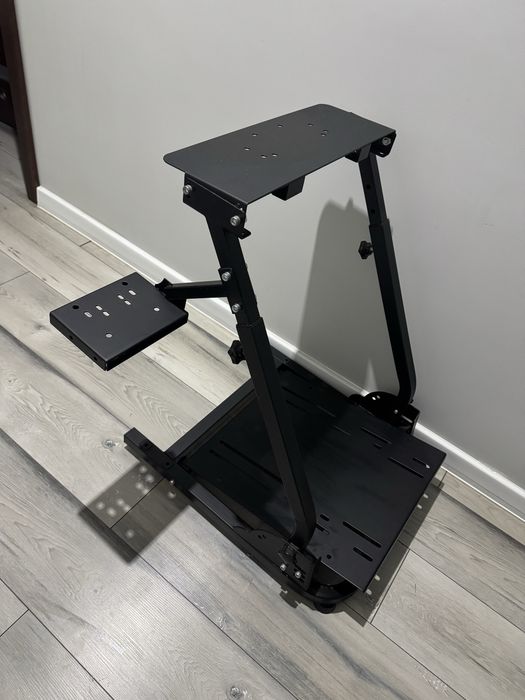 Stelaz na kierownice thrustmaster logitech