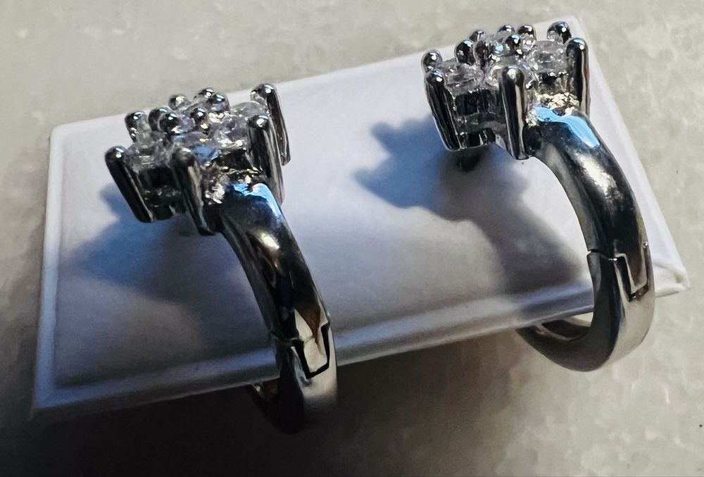 Par de brincos em prata