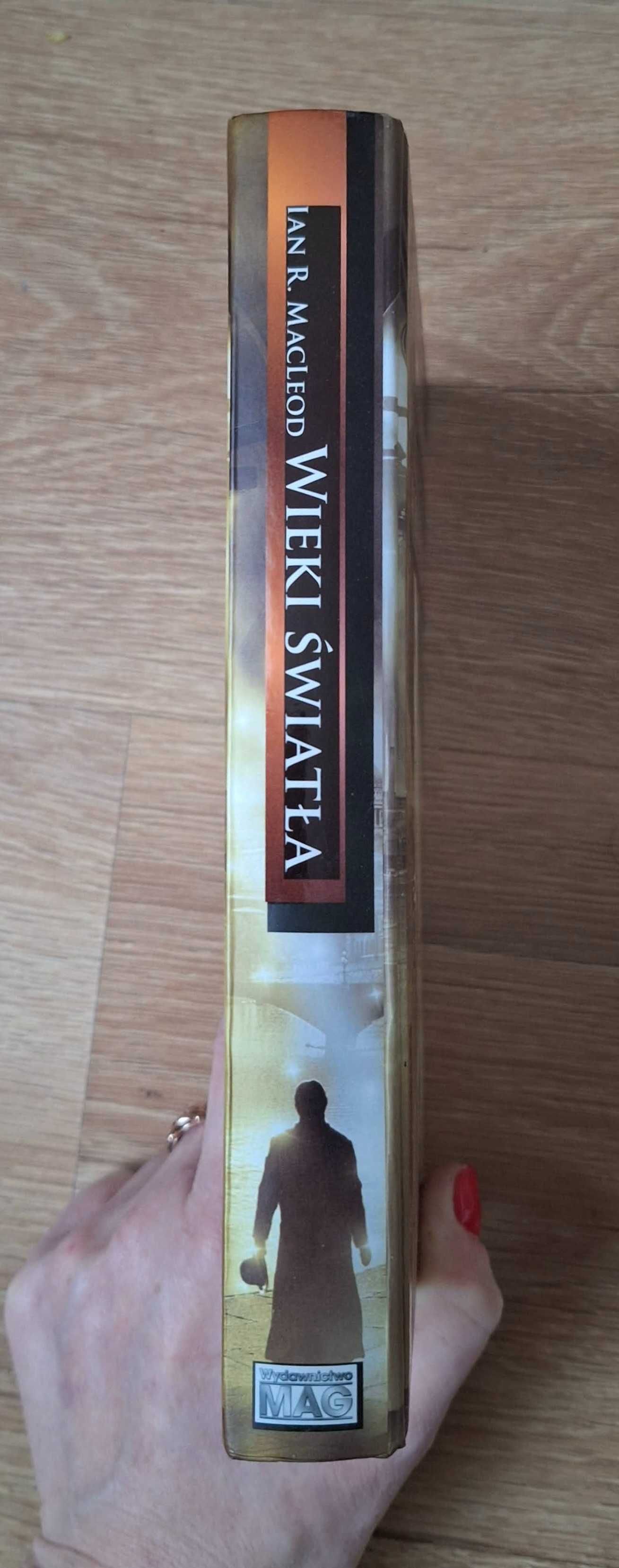 Książka powieść Wieki światła - Ian R. MacLeod Science fiction fantasy