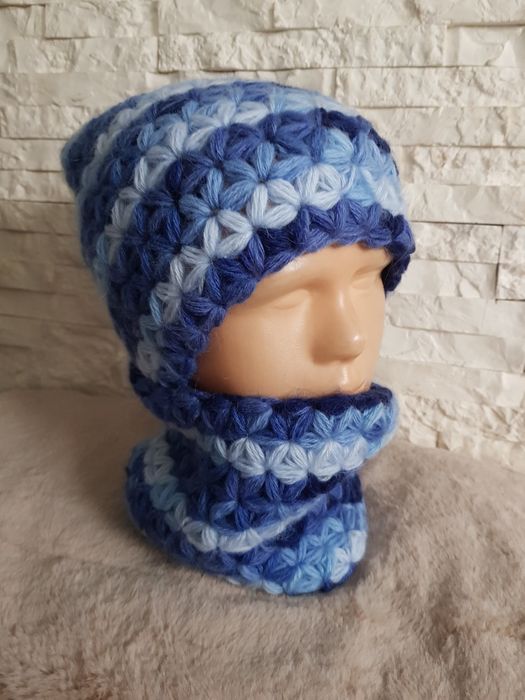 Czapka i komin Handmade błękit granat tęczowana lekka wygodna i ciepła