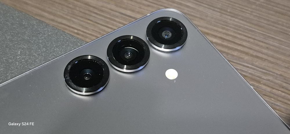 Smartfon SAMSUNG GALAXY S25+ 12GB/256GB (4013)