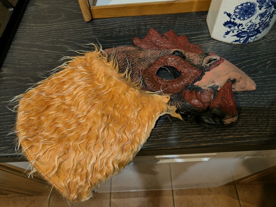 Sprzedam używaną maskę lateksową kogut na imprezy