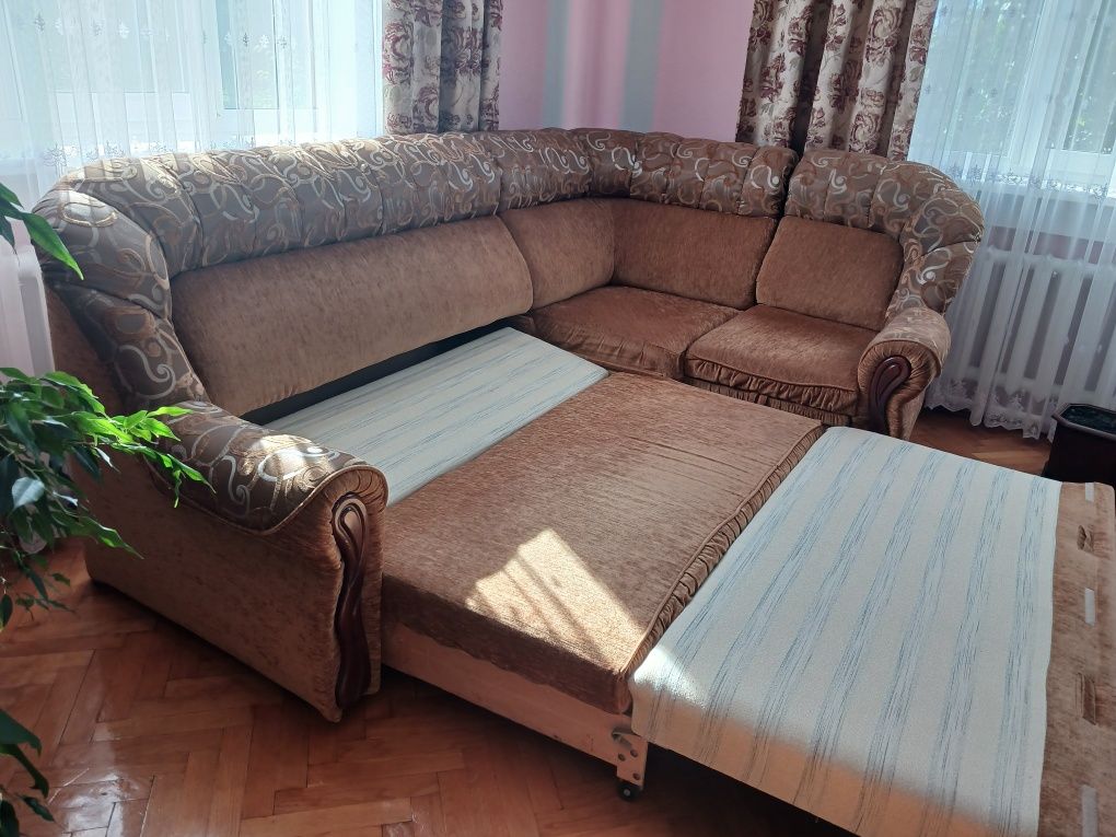 Диван кутовий розкладний