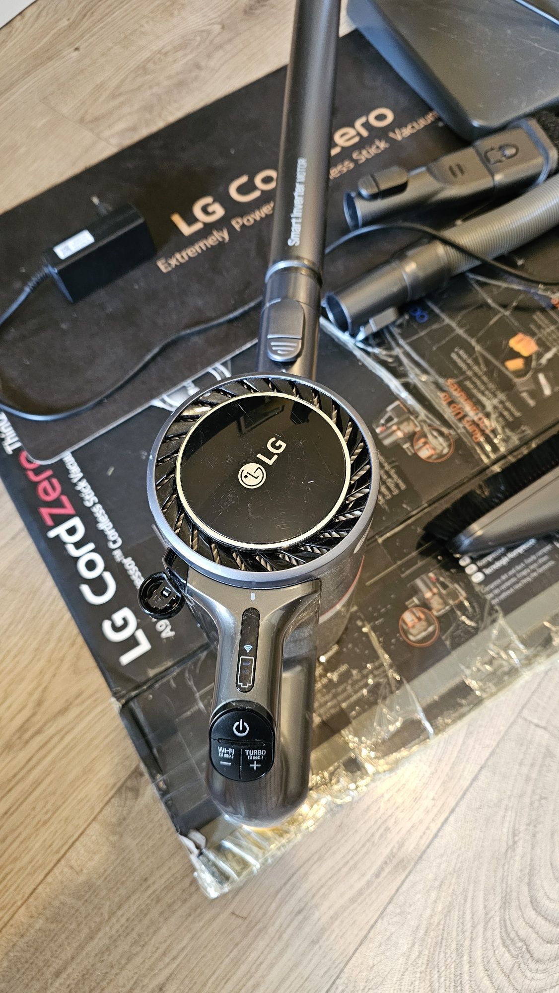 Odkurzacz bezprzewodowy LG CordZero A9