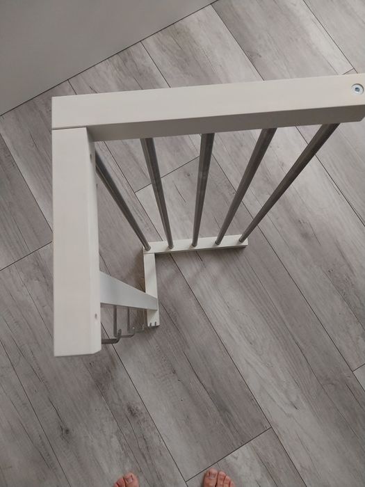 Wieszak półka na kapelusze IKEA Tjusig biały 79 cm.