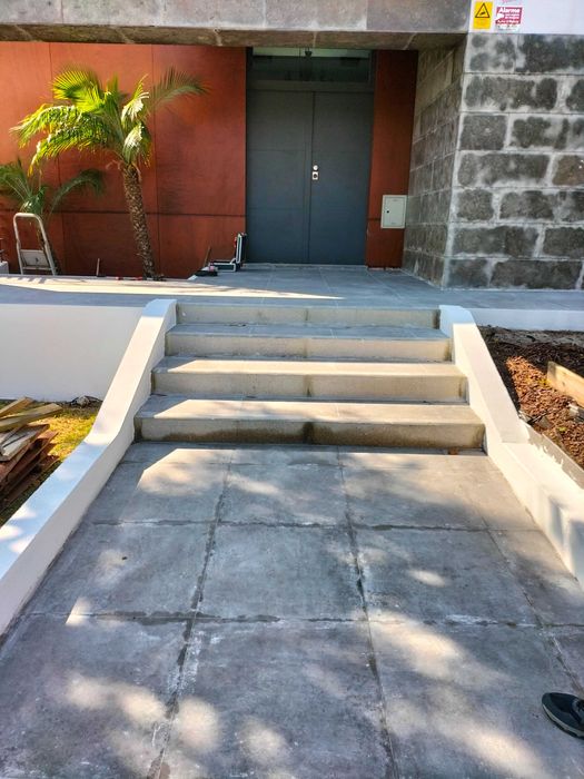 Serviços de renovação de imóveis.