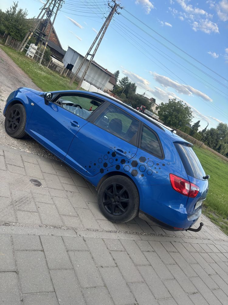 Seat ibiza Kombi 2010r/ 1.2 diesel/klima/ Samochód sprawny