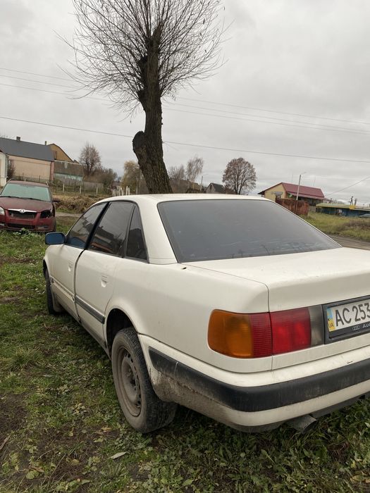 Продам ауди 100 с4