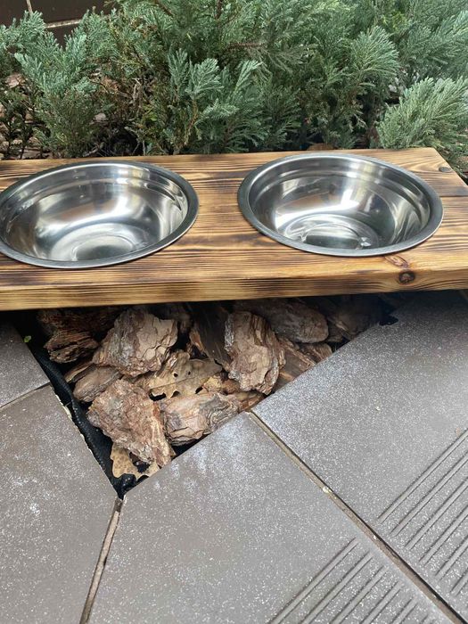 Дерев'яна підставка для мисок собак і котів
