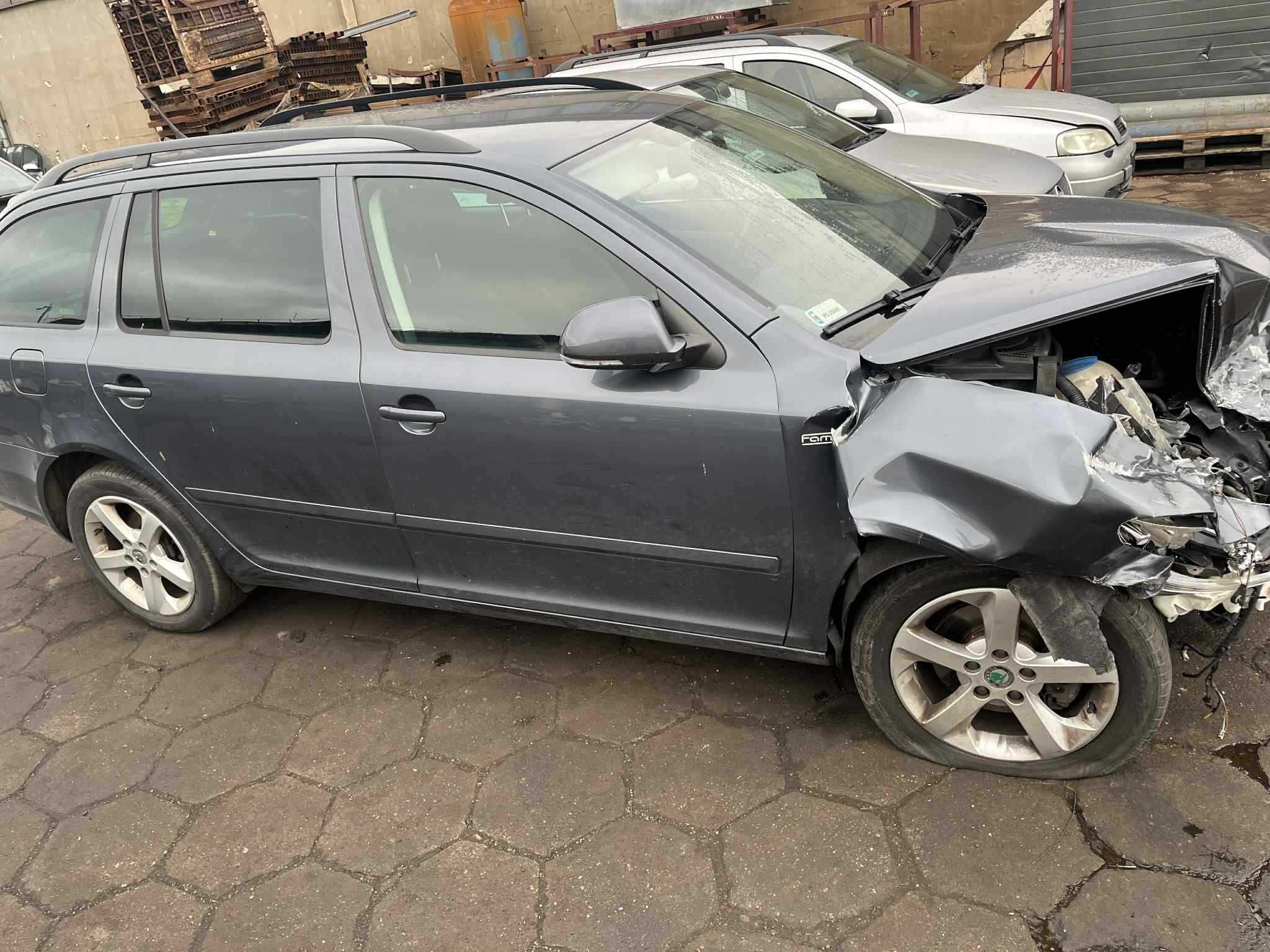 Skoda octavia II na części