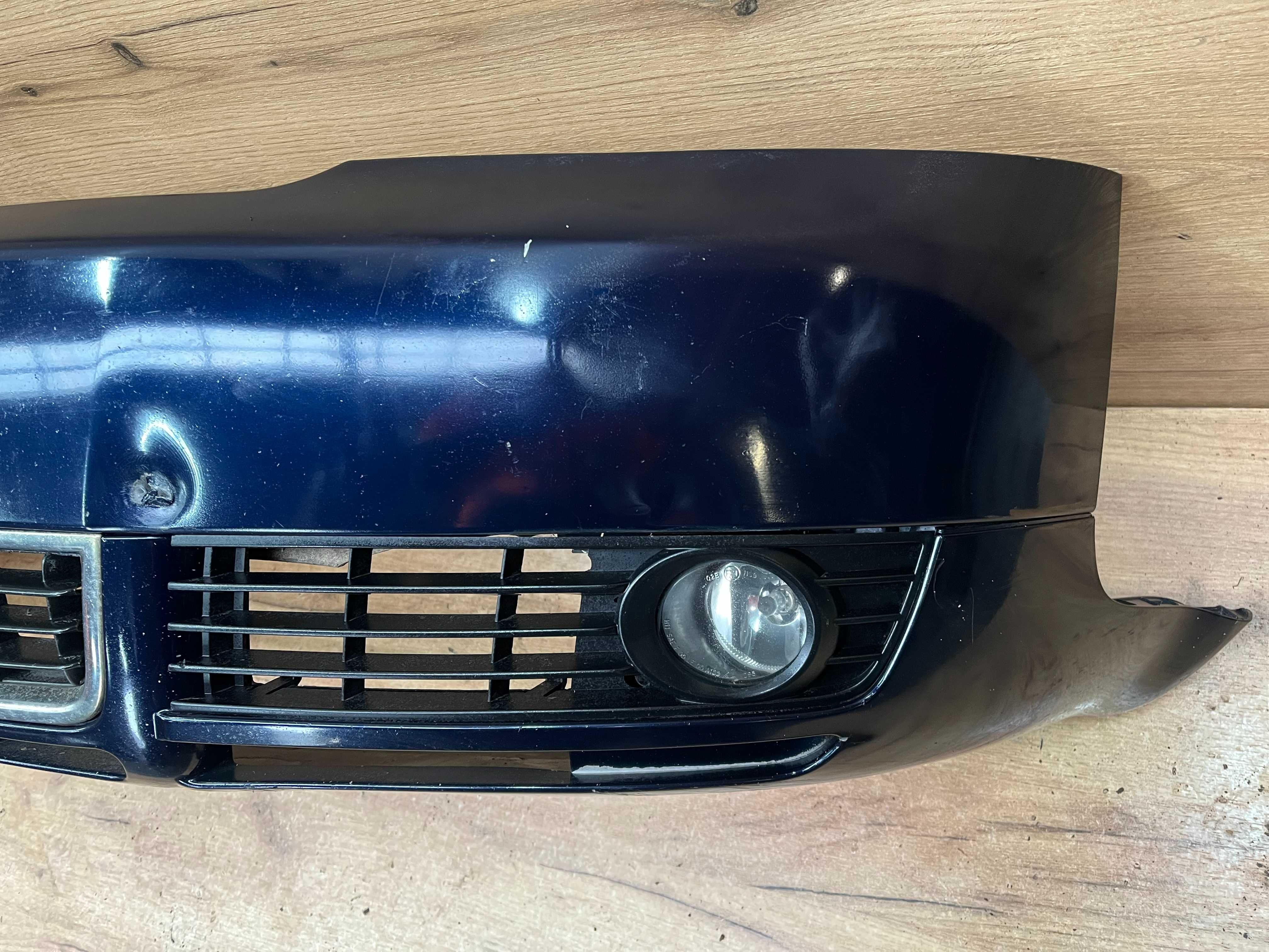 Zderzak przedni Audi A4 B6 kolor lz5j