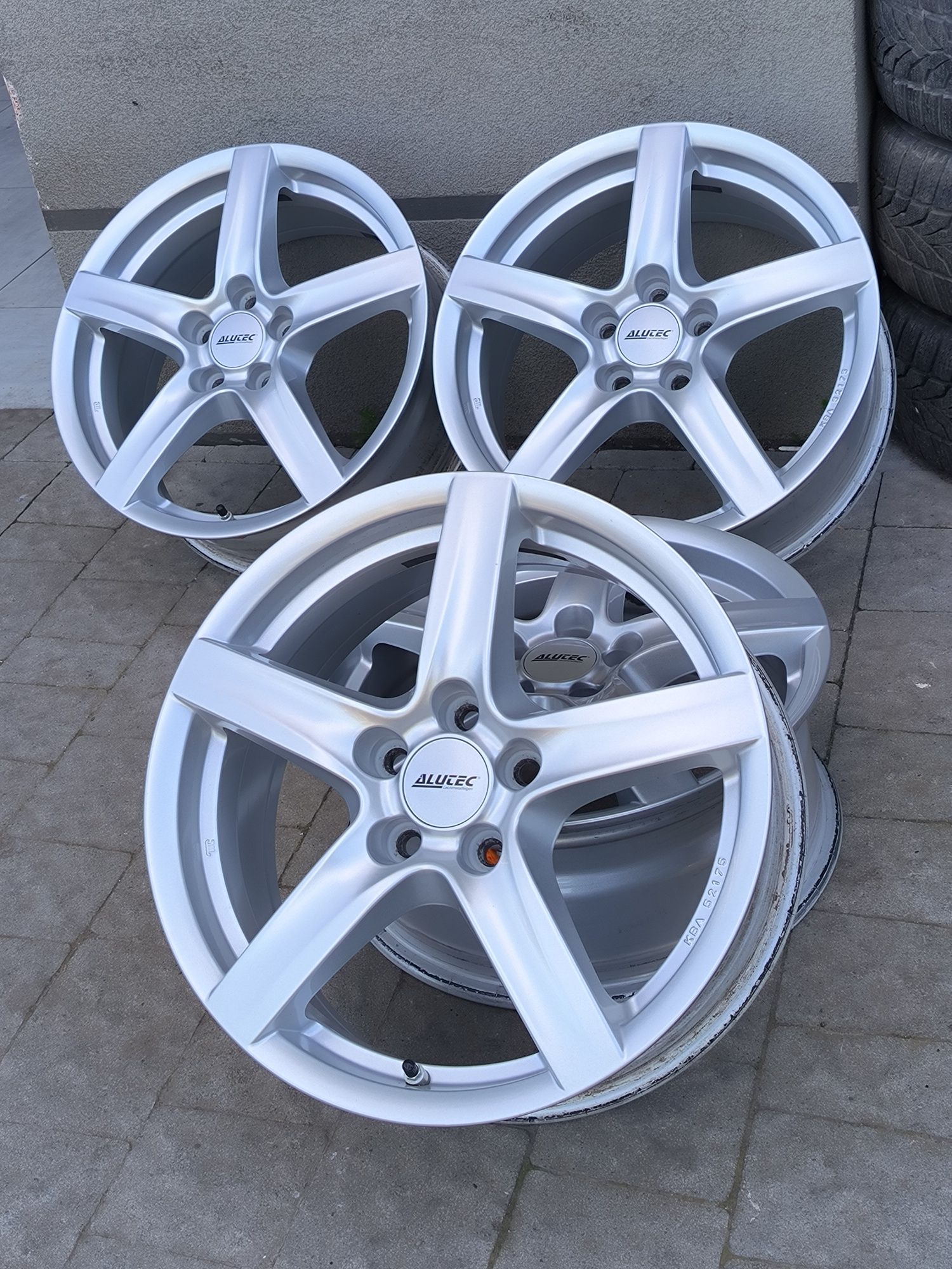 Диски Alutec r17 5x108 Ford Kuga Mondeo та інші