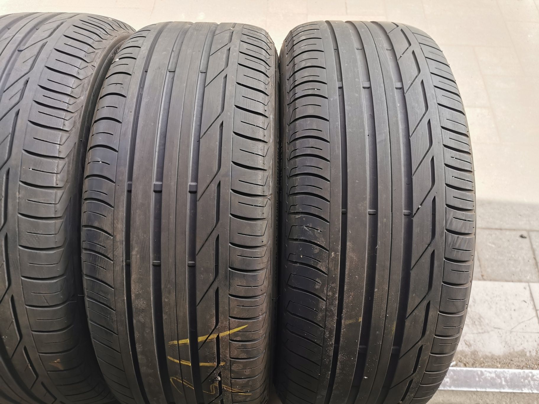 Летняя резина 225/55 R17 Bridgestone Turanza Runflat