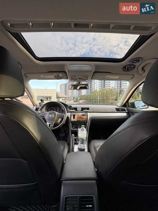 Volkswagen Passat 2012 (NMS)