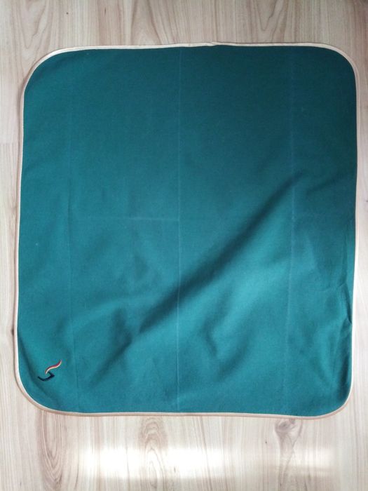 Obrusy, materiały do przeróbki 4 szt sprzedam całość