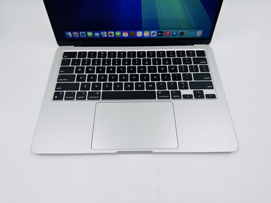 Apple Macbook Air 13.6 M2 2022 8GB RAM 256GB SSD IL6365