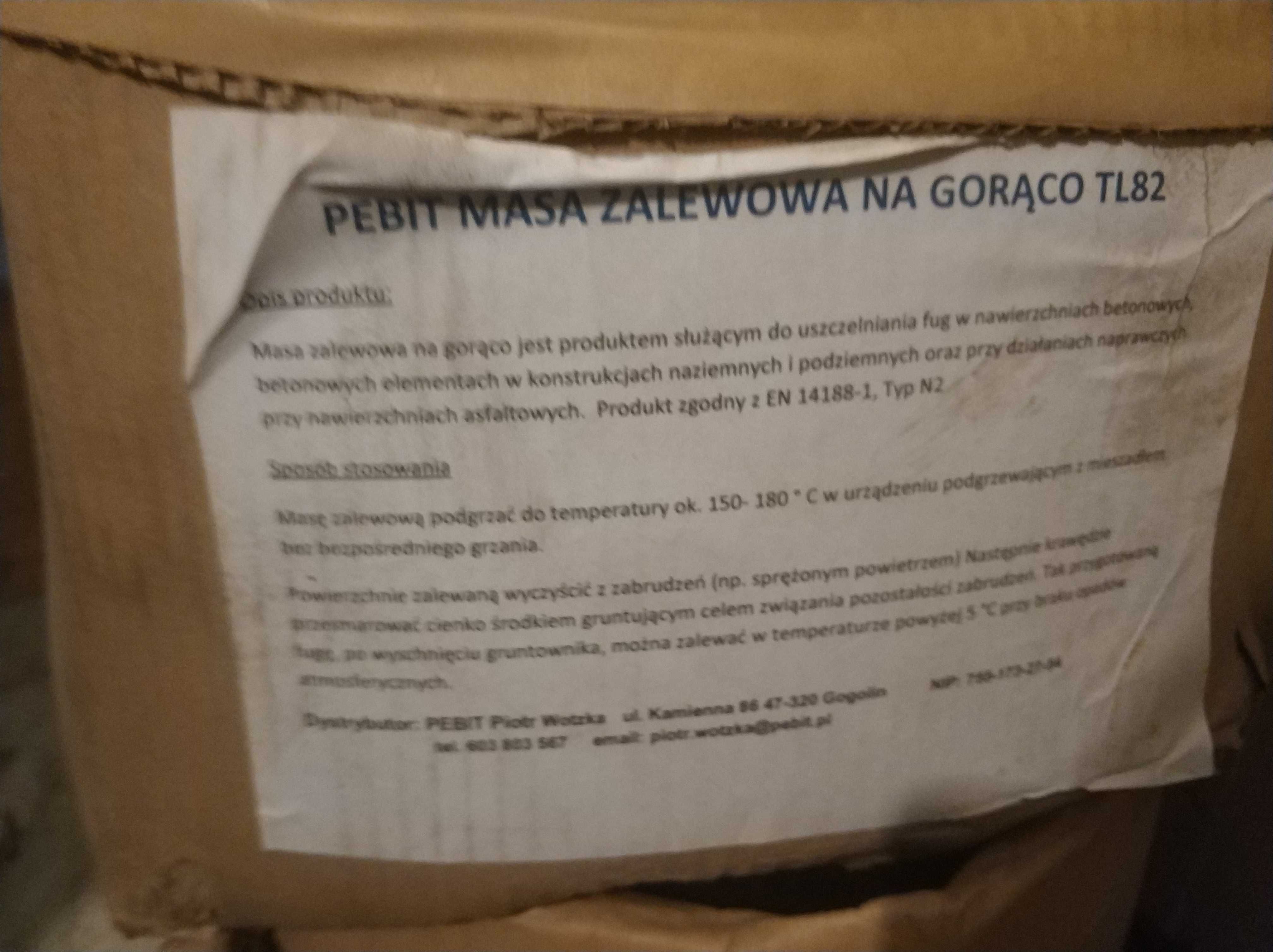 Bitumiczna masa zalewowa na gorąco Pebit TL82 - 25 kg