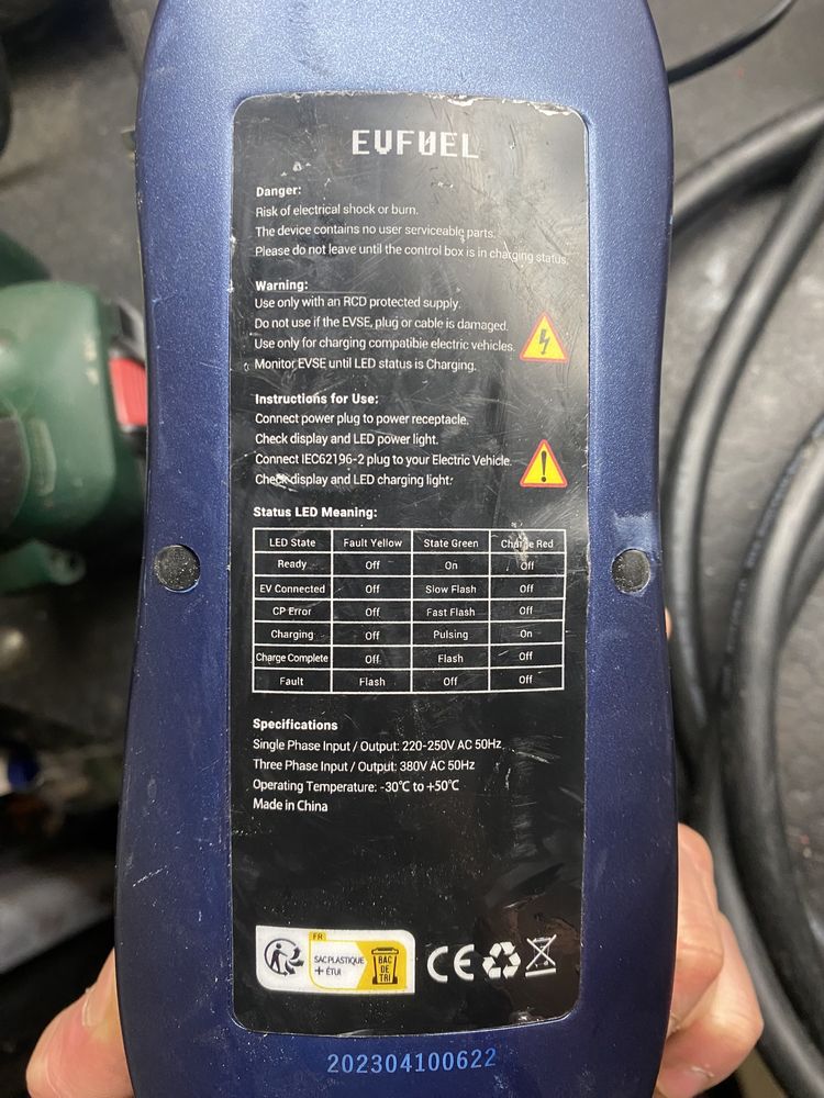 Ładowarka samochodwa EVfuel 400V 16-32A