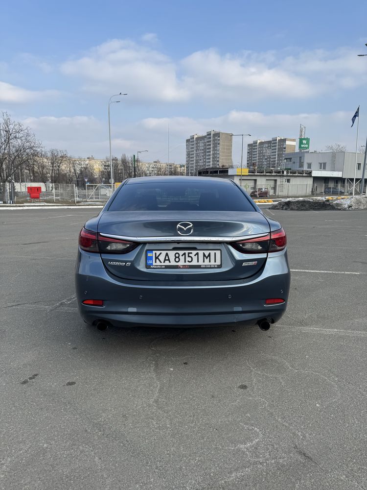 Автомобіль Mazda 6 2.2 дизель