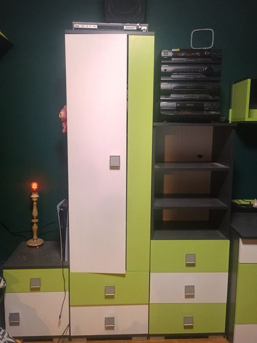 Zestaw mebli młodzieżowych