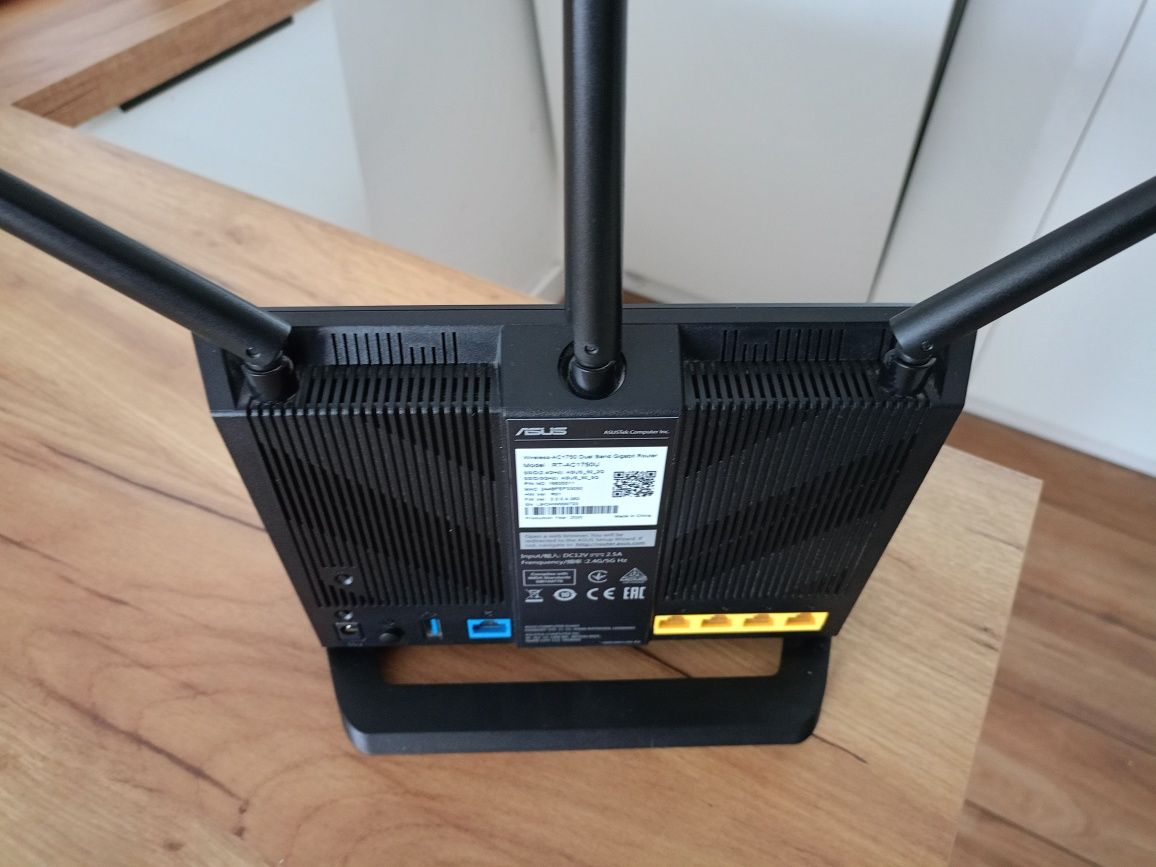 Router Asus RT-AC1750U dual band gigabit wifi 5
