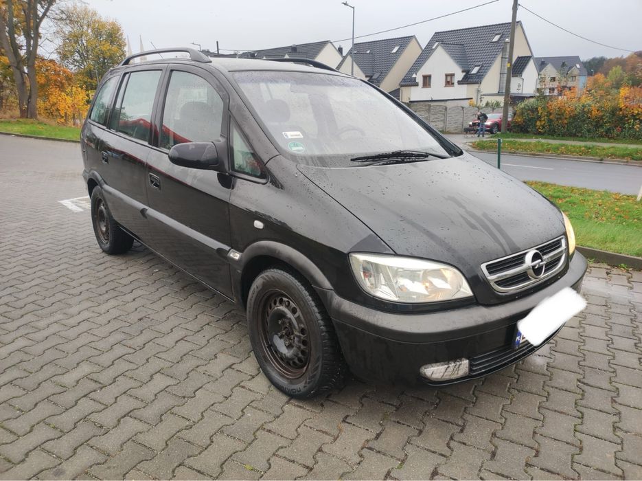 Opel Zafira 1.6 LPG 7 osobowa sprawny ważne O.C 2003 rok minivan