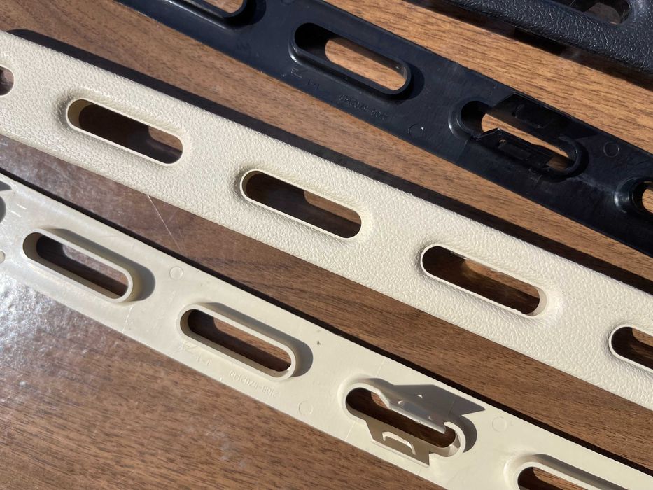 Заглушка обивки потолка ваз 2108.2109 оригинал