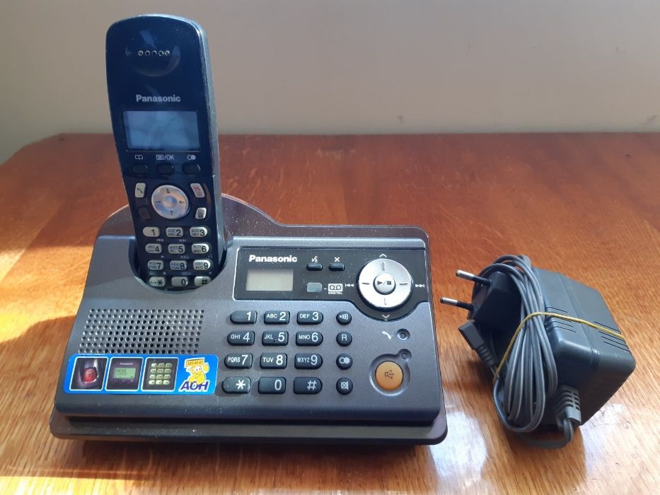 Радіотелефон Panasonic KX-TCD236UA