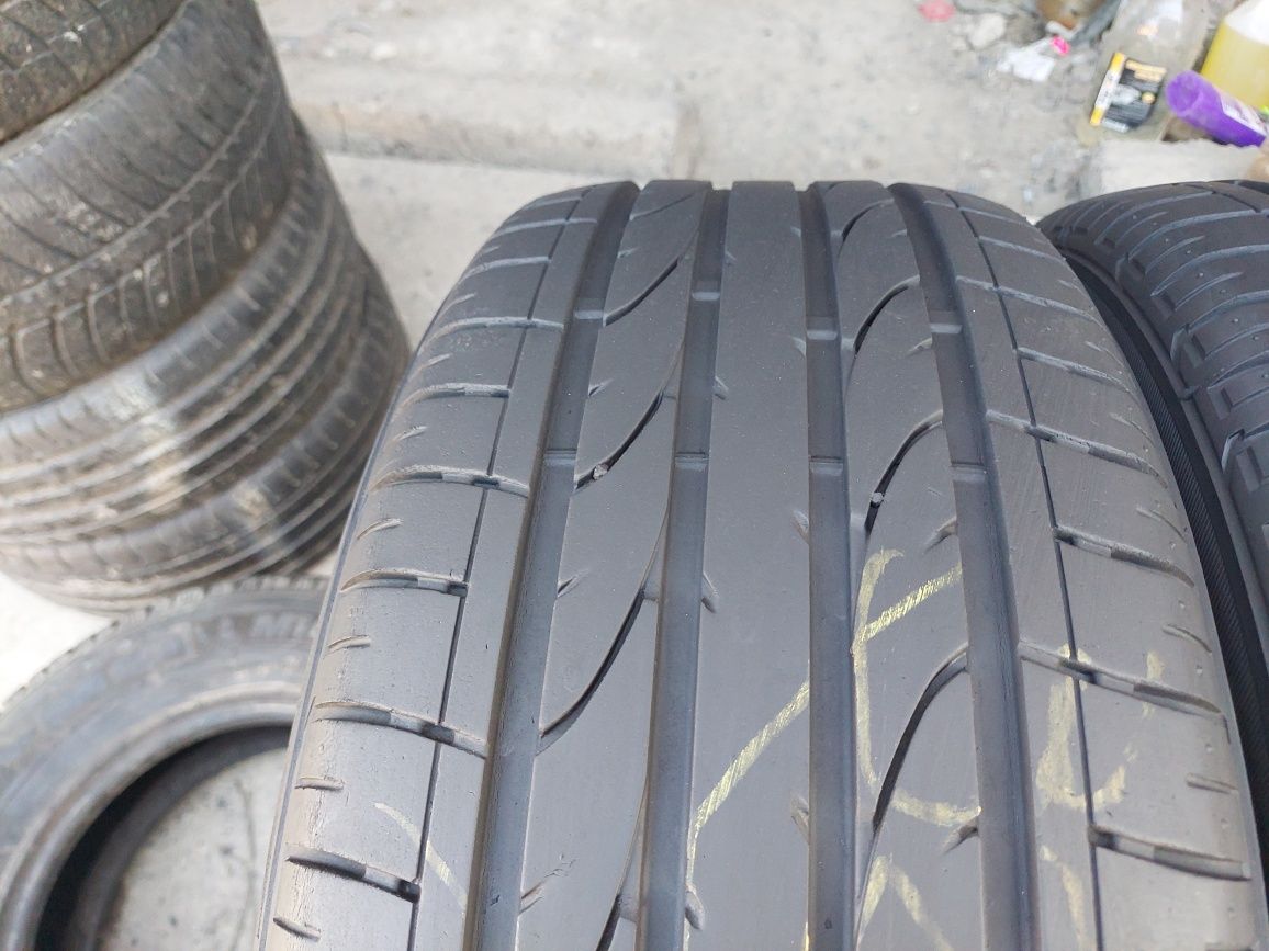 235.50.R18 Bridgestone 235 50 18