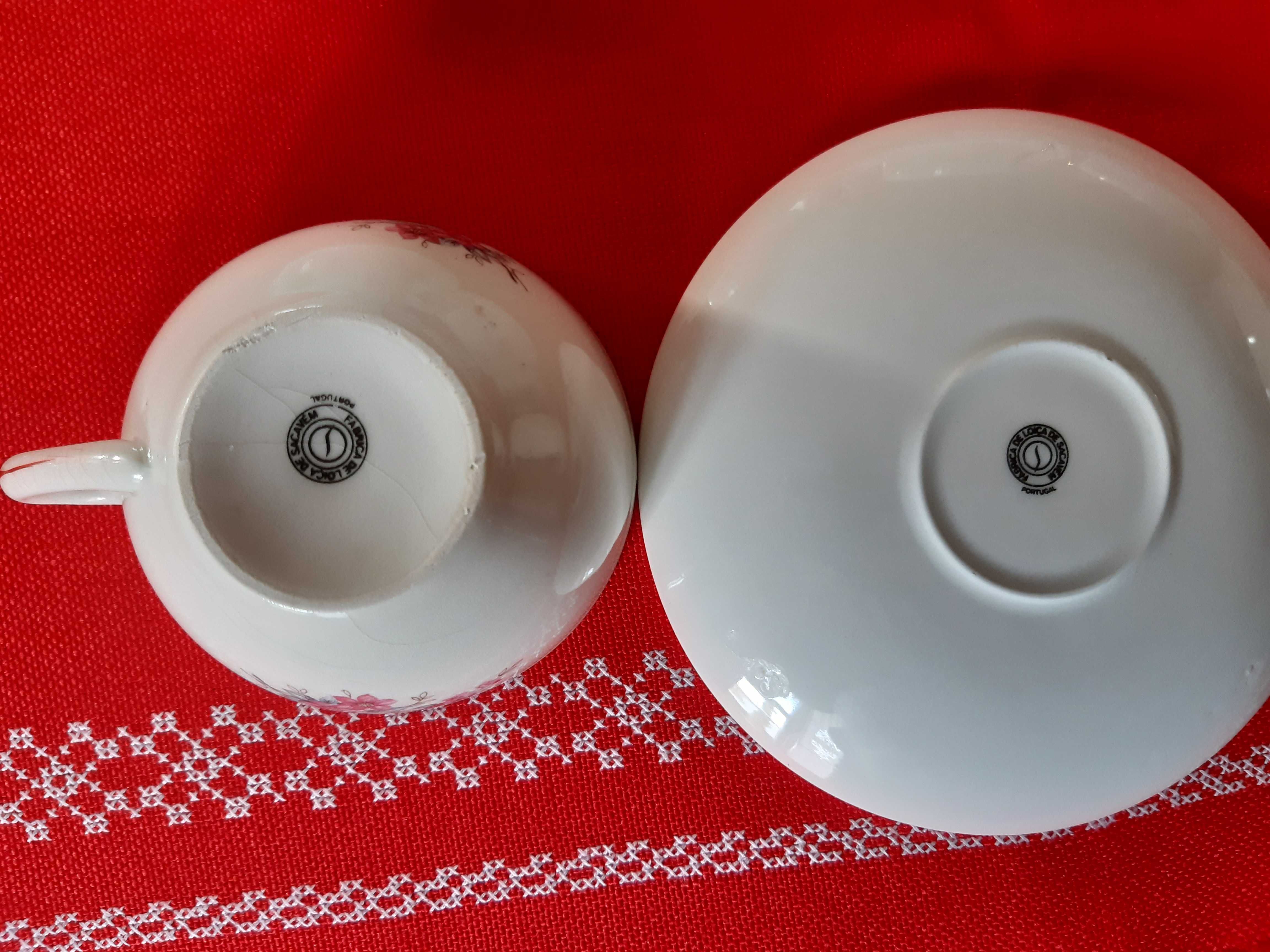Chávenas antigas de Chá de Sacavém e de Café  Porcelana  Japão